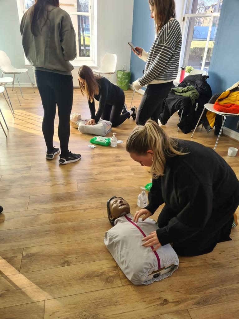 CPR & Defibrillator (AED) Course in Stoke-on-Trent